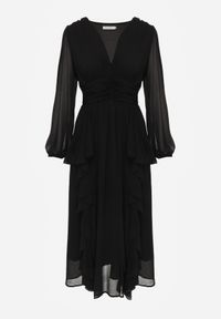 Renee - Czarna Rustykalna Sukienka Wieczorowa z Falbanami i Marszczeniem w Talii Himereanes. Typ kołnierza: kołnierz z falbankami. Kolor: czarny. Materiał: tkanina. Wzór: gładki, aplikacja. Typ sukienki: rozkloszowane. Styl: wizytowy #3