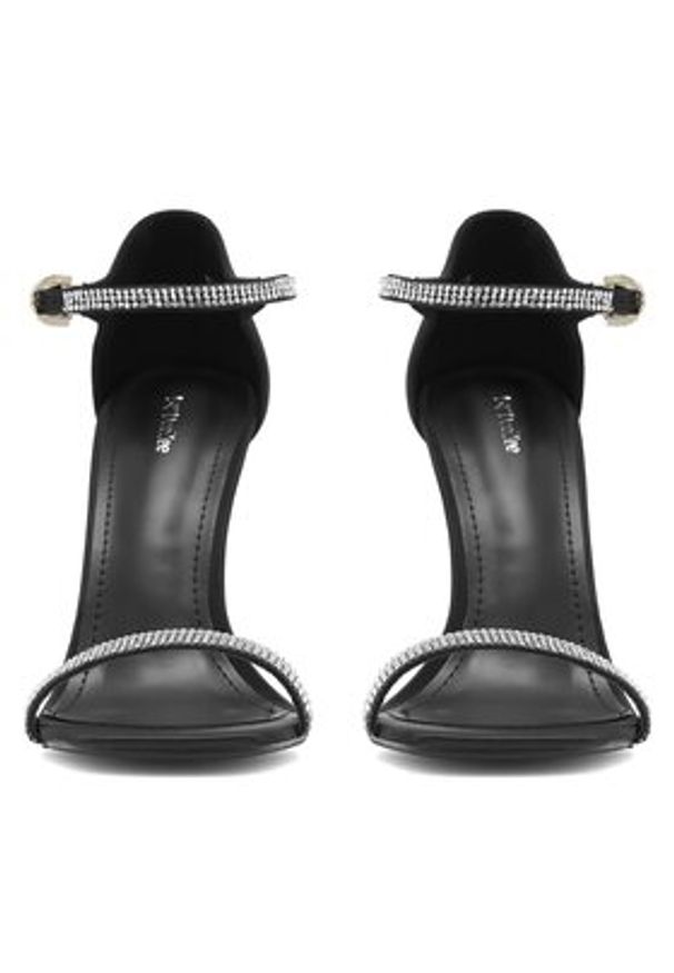 DeeZee Sandały KLLB8237-25 Czarny. Kolor: czarny. Materiał: materiał