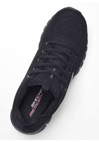 bonprix - Sneakersy marki Skechers z pianką memory. Kolor: czarny. Wzór: kolorowy #2