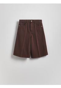 Reserved - Jeansowe szorty z kantem - dark grey jeans. Materiał: jeans