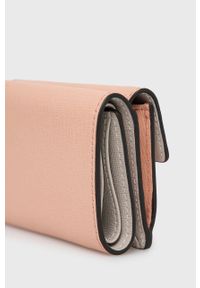 Furla portfel skórzany damski kolor różowy. Kolor: różowy. Materiał: skóra. Wzór: gładki #3