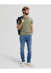 Lee - MESKIE SPODNIE LEE SLIM FIT MVP BLUE PRINT 112376321. Wzór: nadruk #3