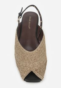 Renee - Ciemnobeżowe Sandały z Plecionką i Metalicznymi Ozdobami Crowstrider. Okazja: na co dzień. Zapięcie: sprzączka. Kolor: beżowy. Materiał: jeans. Wzór: aplikacja. Sezon: wiosna. Styl: glamour, casual, elegancki #8