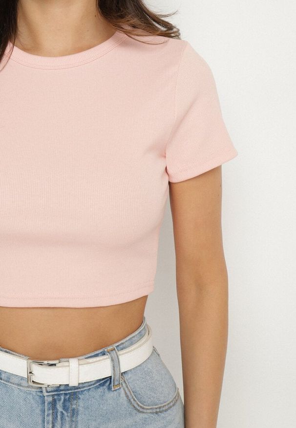 Born2be - Różowy Bawełniany Prążkowany T-shirt Nelzedi. Okazja: na co dzień. Kolor: różowy. Materiał: bawełna, prążkowany. Styl: elegancki, casual