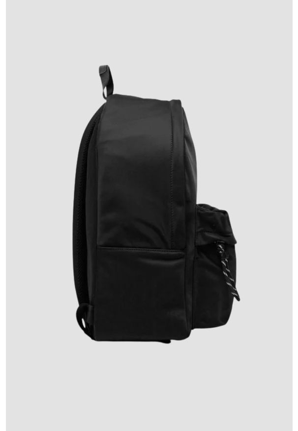 Karl Lagerfeld - KARL LAGERFELD Czarny plecak Ikon Nylon. Kolor: czarny. Materiał: nylon. Wzór: aplikacja. Styl: casual