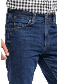 Mustang - MUSTANG TRAMPER TAPERED MĘSKIE SPODNIE JEANSOWE JEANSY DENIM BLUE 1014044 5000 980. Okazja: do pracy, na randkę, na spotkanie biznesowe, na co dzień. Styl: klasyczny, elegancki, sportowy, biznesowy, casual #6