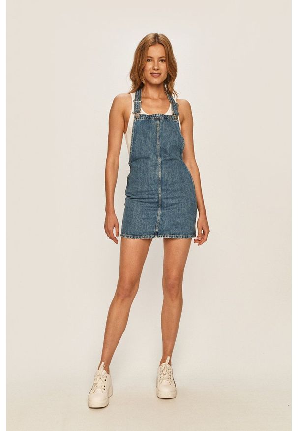 Pepe Jeans - Sukienka jeansowa Vesta. Okazja: na co dzień. Kolor: niebieski. Materiał: tkanina. Wzór: gładki. Typ sukienki: proste. Styl: casual