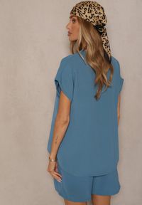 Renee - Niebieski Komplet z Wiskozą T-shirt z Ozdobnymi Guzikami i Szorty Niterela. Kolor: niebieski. Materiał: wiskoza