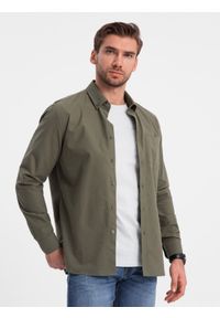 Ombre Clothing - Bawełniana męska koszula REGULAR FIT z kieszenią - khaki V4 OM-SHOS-0153 - XXL. Typ kołnierza: kołnierzyk klasyczny. Kolor: brązowy. Materiał: bawełna. Długość rękawa: długi rękaw. Długość: długie. Styl: klasyczny #6