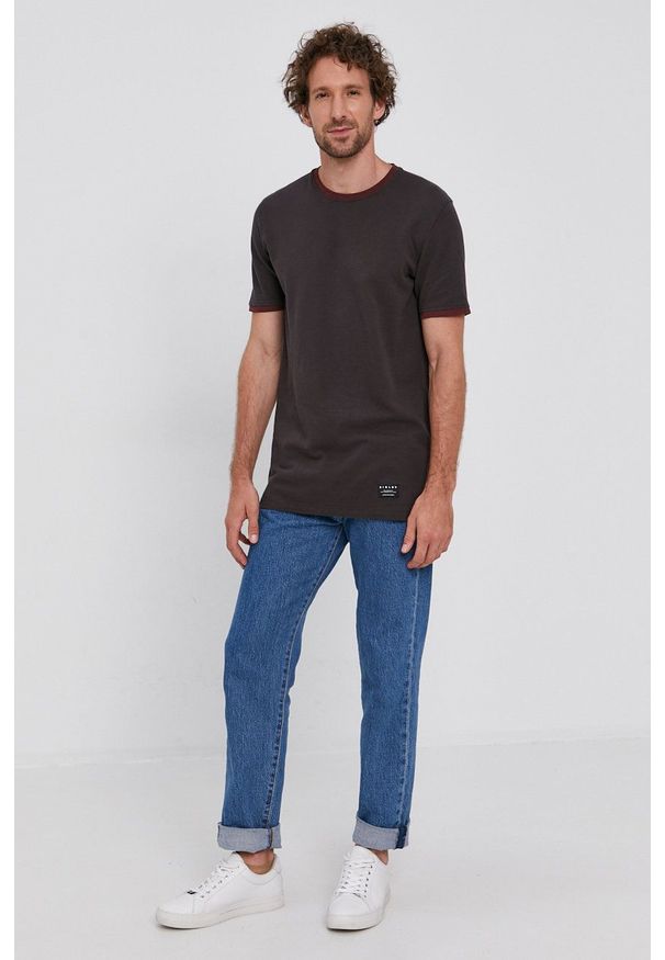 Sisley - T-shirt bawełniany. Okazja: na co dzień. Kolor: brązowy. Materiał: bawełna. Wzór: gładki. Styl: casual