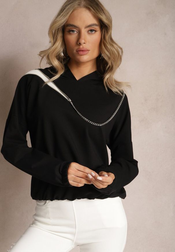 Renee - Czarna Asymetryczna Bluza z Bawełny z Kapturem i Ozdobnym Suwakiem Lueur. Typ kołnierza: kaptur. Kolor: czarny. Materiał: bawełna. Wzór: aplikacja