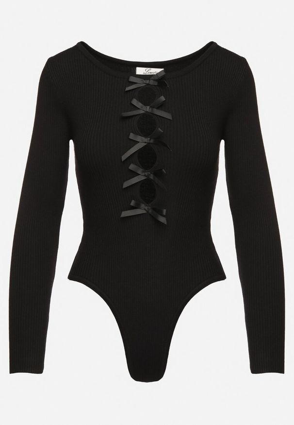 Born2be - Czarne Body z Ozdobnymi Kokardkami i Wycięciami z Przodu Issalia. Okazja: na co dzień. Typ kołnierza: kokarda. Kolor: czarny. Materiał: materiał, jeans. Styl: casual
