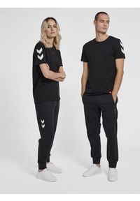 Koszulka Hummel hmlLEGACY chevron. Kolor: czarny. Sport: piłka nożna