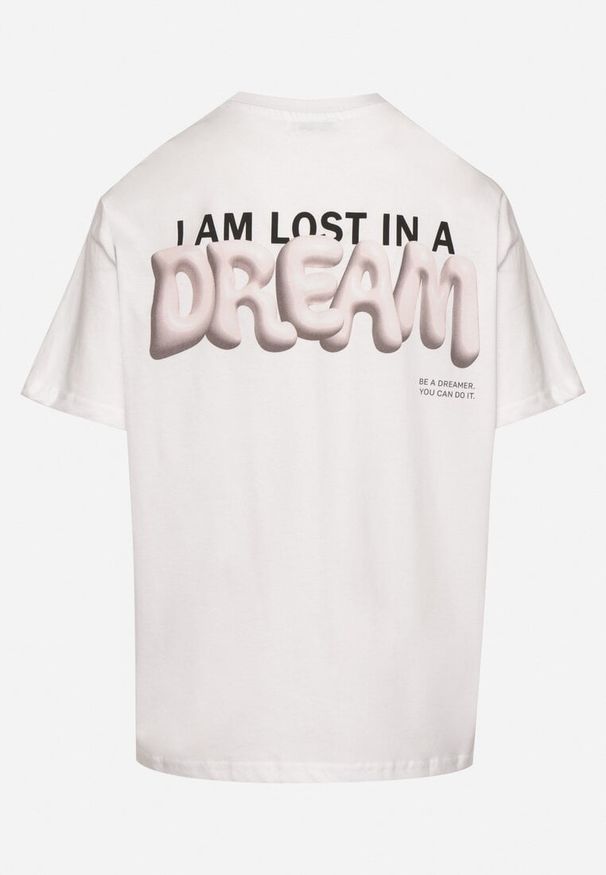 Born2be - Biało-Różowy Bawełniany T-shirt z Napisami Hallena. Okazja: na co dzień, na spotkanie biznesowe. Kolor: biały. Materiał: bawełna. Wzór: napisy. Styl: klasyczny, elegancki, biznesowy, casual