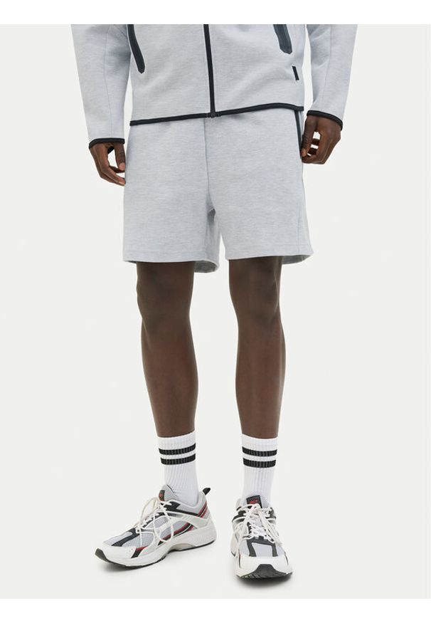 Jack & Jones - Jack&Jones Szorty sportowe Gordon Fusion 12273304 Szary Regular Fit. Kolor: szary. Materiał: syntetyk. Styl: sportowy