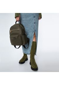 Wittchen - Damski plecak nylonowy z kieszeniami z przodu zielony. Kolor: zielony. Materiał: nylon. Wzór: aplikacja. Styl: elegancki
