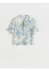 Reserved - Wzorzysta bluzka - jasnoniebieski. Kolor: niebieski. Materiał: tkanina