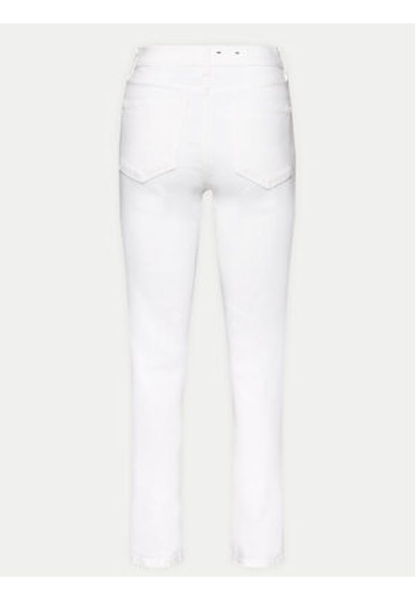 GAP - Gap Jeansy 570955-00 Biały Slim Fit. Kolor: biały
