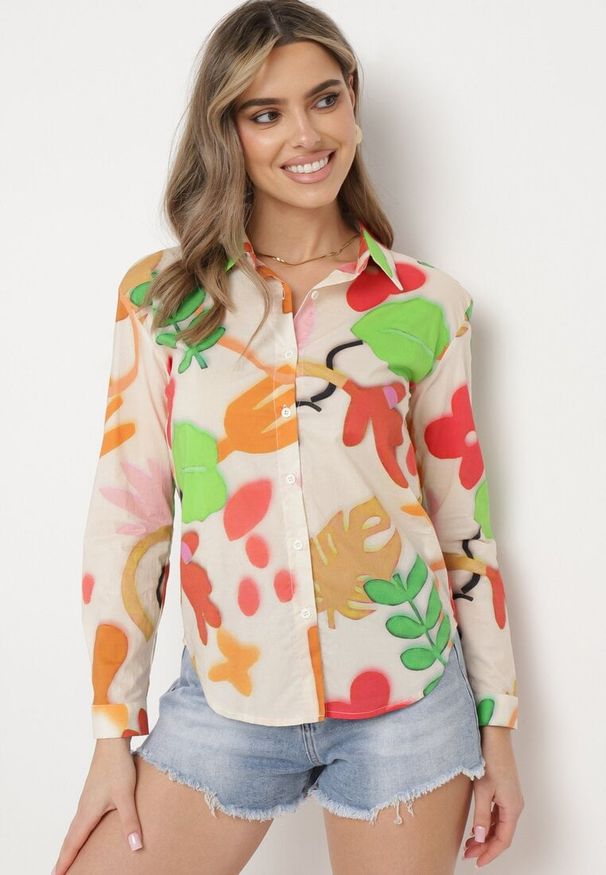 Born2be - Beżowo-Zielona Koszula z Bawełny w Abstrakcyjny Kwiatowy Print Bellamist. Okazja: na co dzień. Kolor: beżowy. Materiał: bawełna. Wzór: nadruk, kwiaty. Styl: casual, elegancki