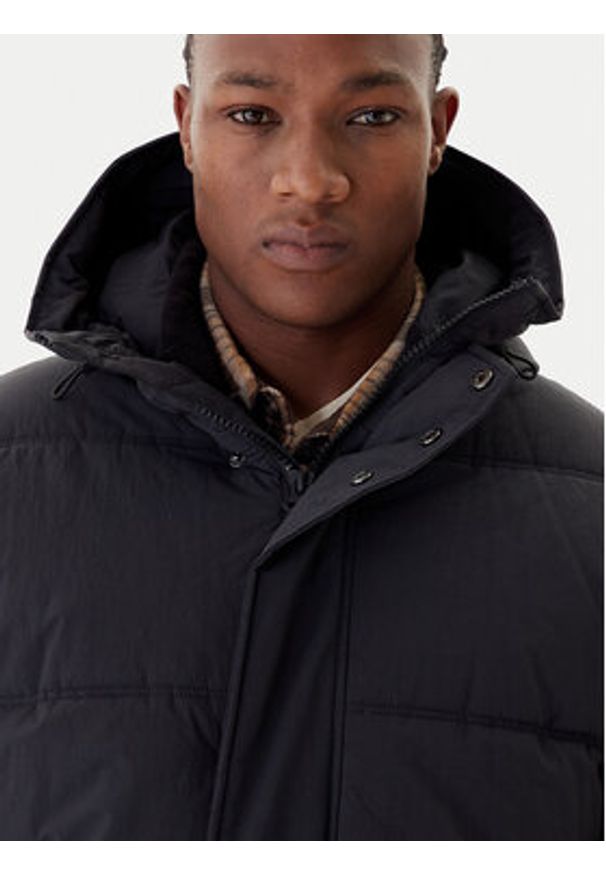 Mustang Kurtka zimowa Leroy 1016897 Czarny Regular Fit. Kolor: czarny. Materiał: syntetyk. Sezon: zima