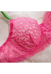 Intica - Komplet bielizny z haftem elegancki i komfortowy Aindrea. Kolor: różowy. Materiał: tkanina. Wzór: haft #9