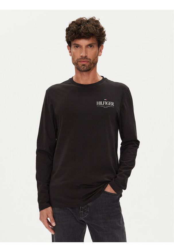 TOMMY HILFIGER - Tommy Hilfiger Longsleeve Stack MW0MW41293 Czarny Regular Fit. Kolor: czarny. Materiał: bawełna. Długość rękawa: długi rękaw