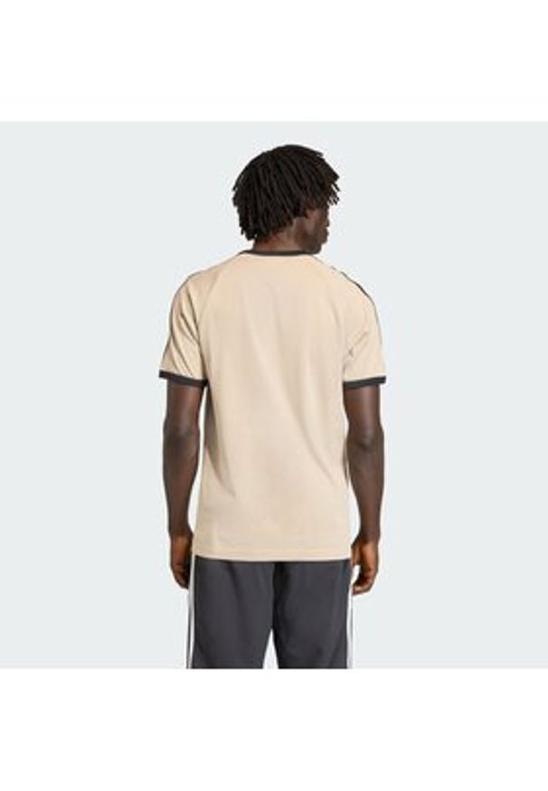 Adidas - adidas T-Shirt 3-Stripes KE7964 Beżowy Regular Fit. Kolor: beżowy. Materiał: bawełna