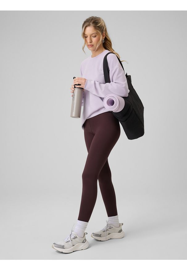 4f - 4F Bluza dresowa regular z modalem damska - fioletowa L. Okazja: na co dzień. Typ kołnierza: bez kaptura. Kolor: fioletowy. Materiał: dresówka. Wzór: gładki. Styl: casual