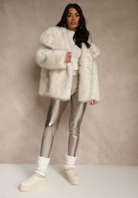 Renee - Szampańskie Legginsy High Waist z Imitacji Skóry z Gumką w Pasie Ozdobione Guzikami Sinairis. Okazja: na spotkanie biznesowe. Stan: podwyższony. Kolor: złoty. Materiał: skóra. Wzór: aplikacja. Styl: biznesowy, klasyczny, rockowy #2