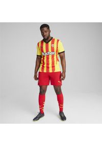 Puma - Męskie szorty RC Lens 24/25 PUMA Red Pelé Yellow. Kolor: wielokolorowy, żółty, czerwony. Sport: piłka nożna