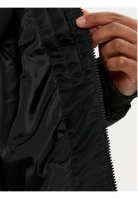 Calvin Klein Jeans Kurtka bomber J30J325110 Czarny Relaxed Fit. Kolor: czarny. Materiał: syntetyk