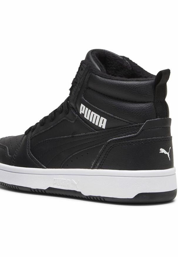 Buty do chodzenia dla dzieci Puma Rebound V6 Mid Wtr J. Zapięcie: sznurówki. Kolor: biały, wielokolorowy, czarny. Materiał: materiał, syntetyk, tkanina. Szerokość cholewki: normalna. Sport: turystyka piesza