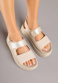 Renee - Beżowe Sandały Chunky na Platformie z Zapięciem na Rzep Lorovia. Okazja: na co dzień. Zapięcie: rzepy. Kolor: beżowy. Obcas: na platformie. Styl: casual #4