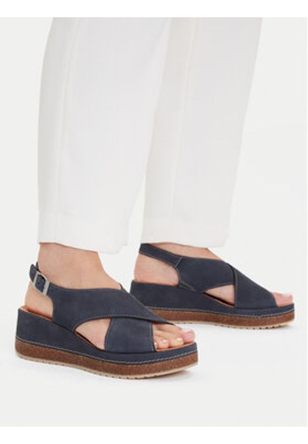 Clarks Sandały Kassanda Step 26181440 Granatowy. Kolor: niebieski. Materiał: nubuk, skóra