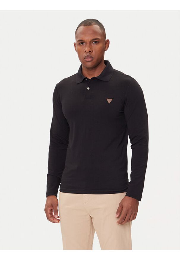 Guess Polo M5BP36 J1314 Czarny Slim Fit. Typ kołnierza: polo. Kolor: czarny. Materiał: bawełna