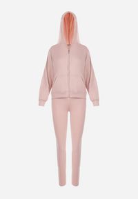 Born2be - Jasnoróżowy Komplet Dresowy 3-częściowy z Lampasami Hisa. Kolekcja: plus size. Kolor: różowy. Materiał: dresówka. Sport: turystyka piesza #3