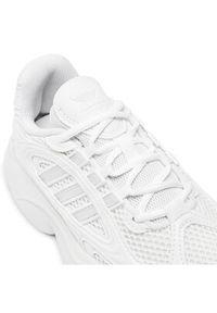 Adidas - adidas Sneakersy Ozmillen J IH2233 Biały. Kolor: biały. Materiał: skóra