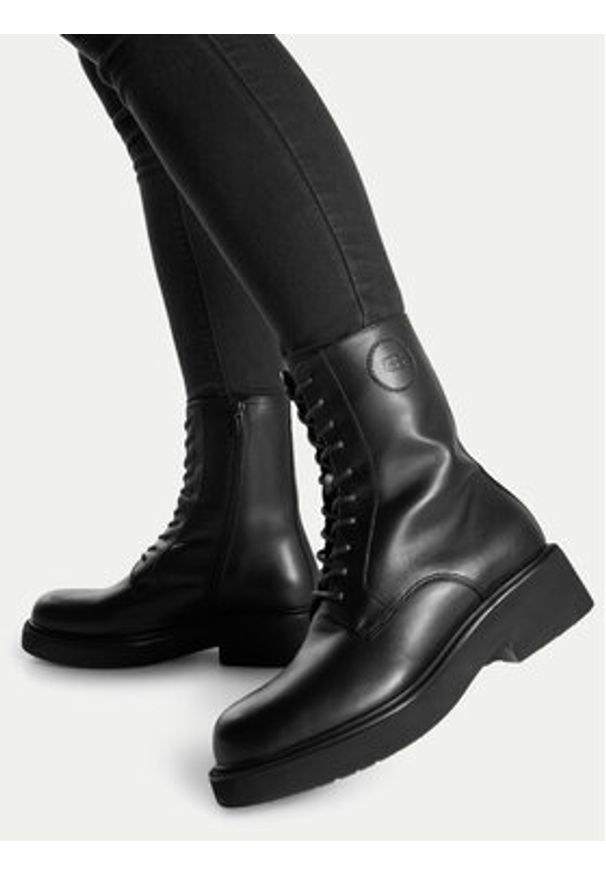 Gino Rossi - GINO ROSSI Trzewiki RIDER-24606PE Czarny. Kolor: czarny. Materiał: skóra