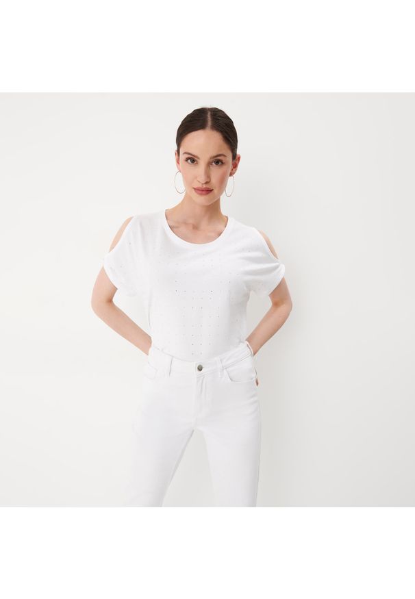 Mohito - Bluzka z ozdobnymi elementami - Biały. Kolor: biały