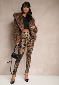 Renee - Brązowe Spodnie w Panterkę High Waist z Ekoskóry z Ozdobnym Suwakiem i Ociepleniem Ilanilith. Okazja: na co dzień. Stan: podwyższony. Kolor: brązowy. Wzór: motyw zwierzęcy. Styl: elegancki, casual #3