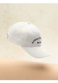 Sinsay - Czapka z daszkiem - kremowy. Kolor: kremowy