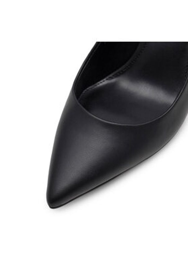 Nine West Sandały ASLI SJ1489-1 Czarny. Kolor: czarny. Materiał: syntetyk