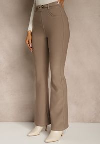 Renee - Beżowe Spodnie Dzwony High Waist w Eleganckim Stylu ze Sprzączką Tevanda. Stan: podwyższony. Kolor: beżowy. Materiał: koronka. Długość: krótkie. Styl: elegancki #5