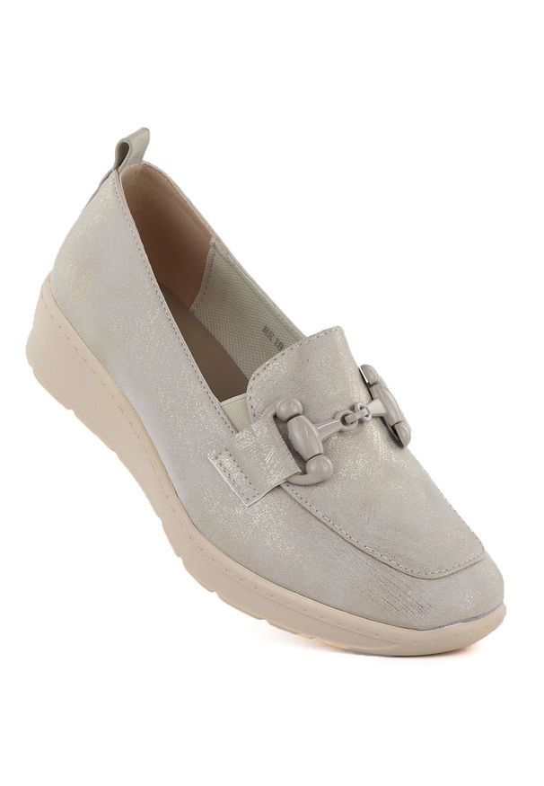 Półbuty damskie na platformie złote M.Daszyński MR1840. Kolor: złoty. Materiał: skóra ekologiczna. Szerokość cholewki: normalna. Obcas: na platformie