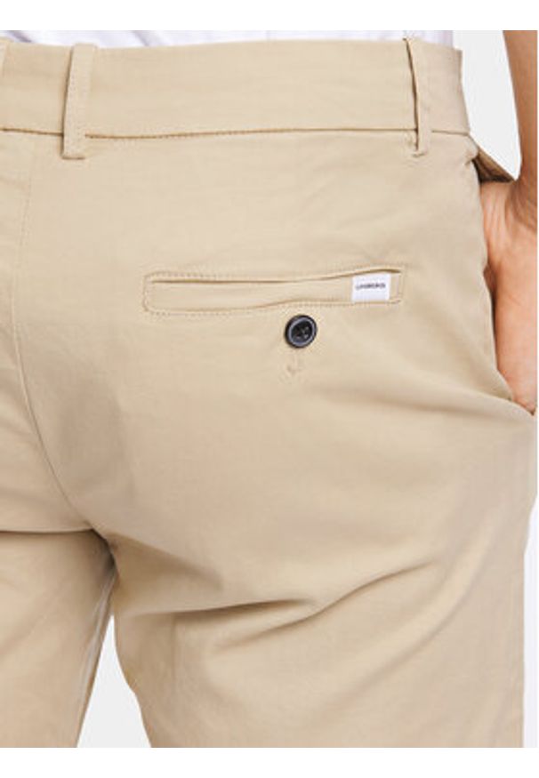 Lindbergh Chinosy 30-005044 Beżowy Slim Fit. Kolor: beżowy. Materiał: bawełna