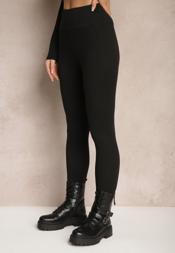 Renee - Czarne Legginsy High Waist z Szeroką Gumką w Pasie Sevini. Okazja: do domu, na co dzień. Stan: podwyższony. Kolor: czarny. Wzór: aplikacja, bez wzorów. Styl: casual