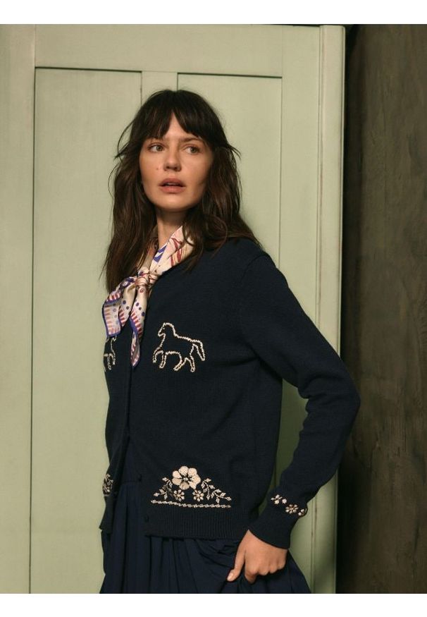 Reserved - Bawełniany kardigan z haftem - granatowy. Kolor: niebieski. Materiał: bawełna. Wzór: haft