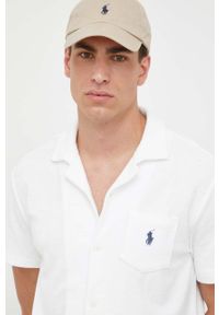 Polo Ralph Lauren koszula męska kolor biały regular z kołnierzykiem klasycznym. Typ kołnierza: kołnierzyk klasyczny, polo. Kolor: biały. Materiał: poliester, dzianina. Długość rękawa: krótki rękaw. Długość: krótkie. Wzór: gładki. Styl: klasyczny #3