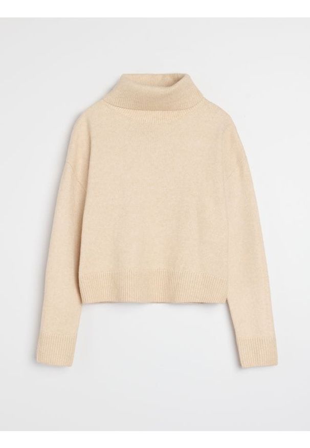 Sinsay - Gładki golf basic - kremowy. Typ kołnierza: golf. Kolor: kremowy. Wzór: gładki