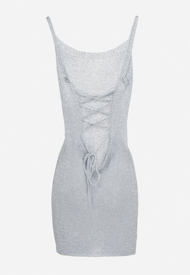 Born2be - Jasnoniebieska Dopasowana Sukienka z Metaliczną Nicią Liresine. Okazja: na co dzień. Kolor: niebieski. Długość rękawa: na ramiączkach. Wzór: aplikacja. Typ sukienki: proste. Styl: casual, klasyczny